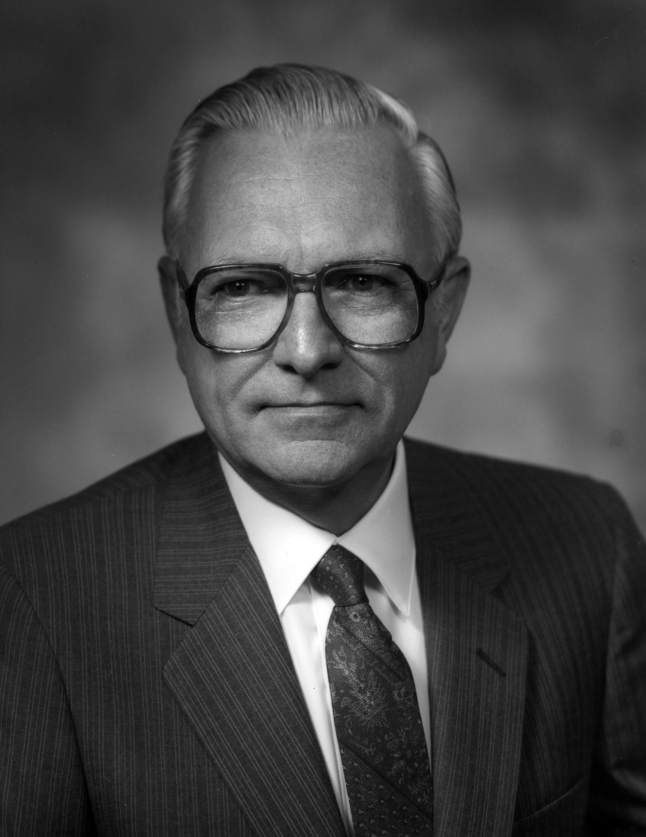 Portrait photo of David Scott.