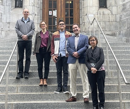 From left to right Marc Parisien, Audrey Grant, Lucas Lima, Jeffery Mogil, Luda Diatchenko.
